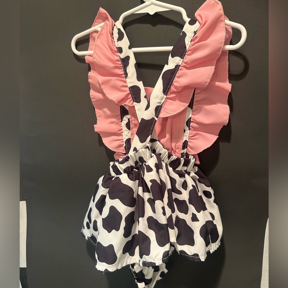 Pink and Black Cow Print Ruffle Romper 18-24mo - Picture 2 of 5
